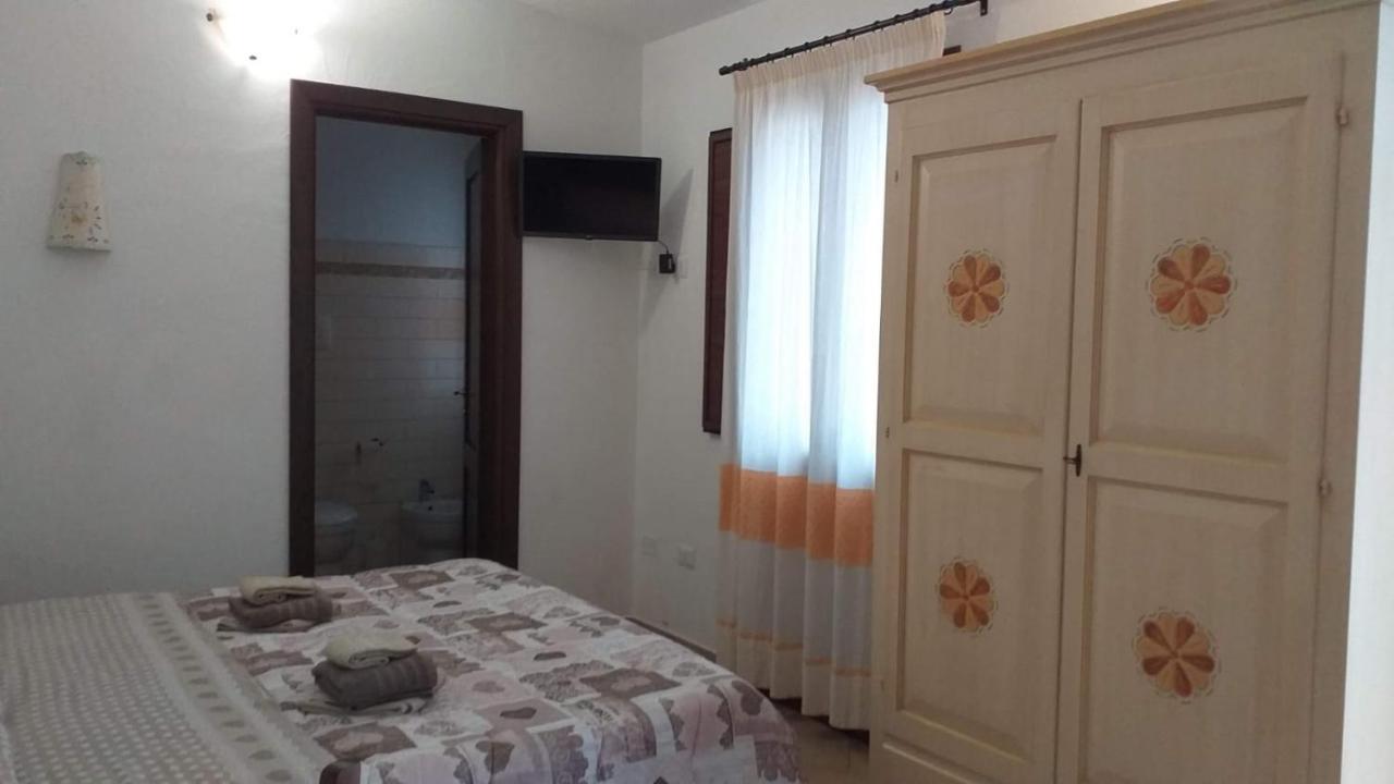 Vistamare Villa Orosei Exteriör bild