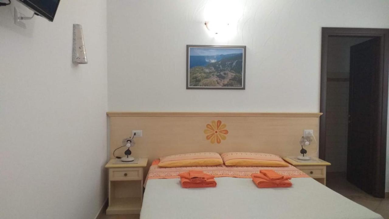 Vistamare Villa Orosei Exteriör bild