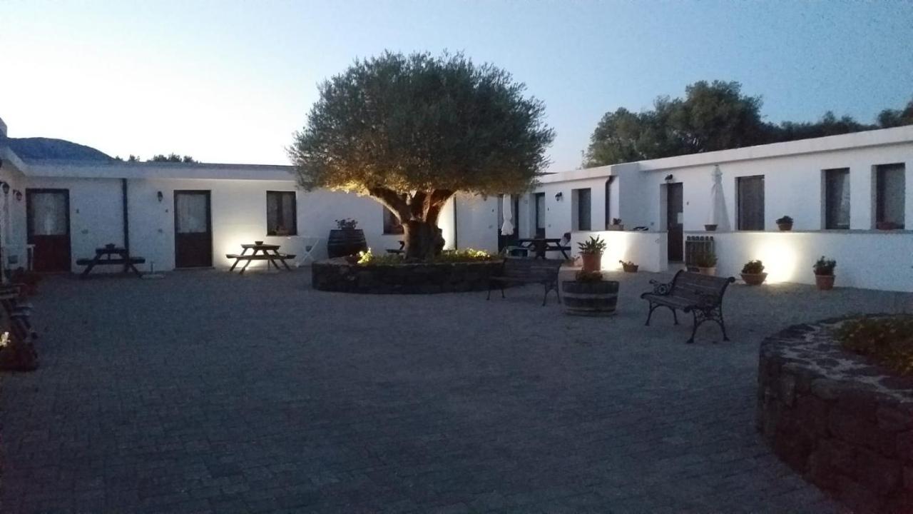 Vistamare Villa Orosei Exteriör bild
